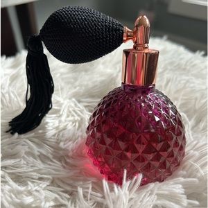 🌸Miranda Lamberts  velvet rodeo eau de perfume 🌸